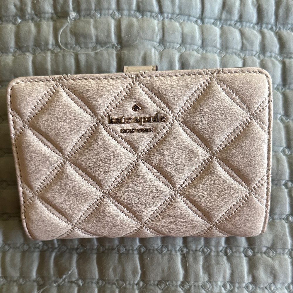 Kate Spade Pink Quilted Wallet Luxurious Design